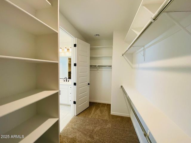 9025 W DENTON Lane, Glendale, AZ 85305