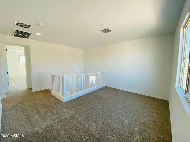 9025 W DENTON Lane, Glendale, AZ 85305