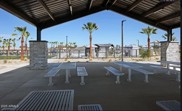 9025 W DENTON Lane, Glendale, AZ 85305