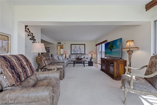 3000 Gulf Shore BLVD N 101, Naples, FL 34103