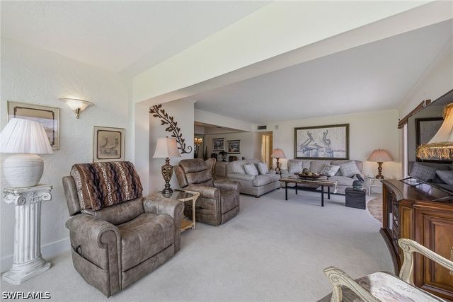 3000 Gulf Shore BLVD N 101, Naples, FL 34103
