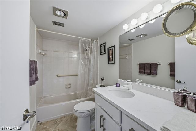 3000 Gulf Shore BLVD N 101, Naples, FL 34103