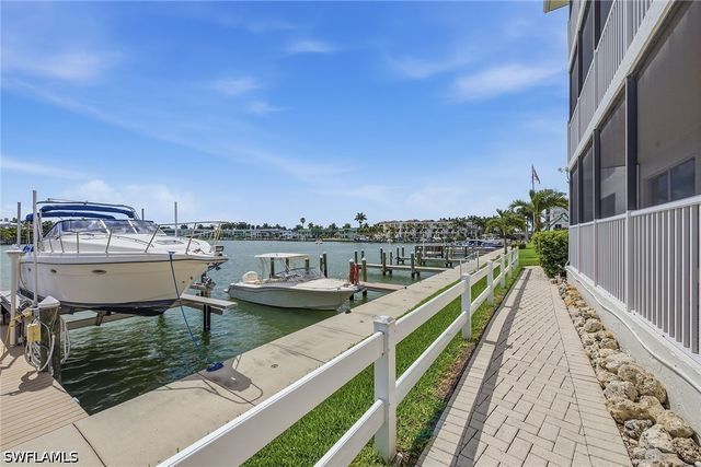 3000 Gulf Shore BLVD N 101, Naples, FL 34103