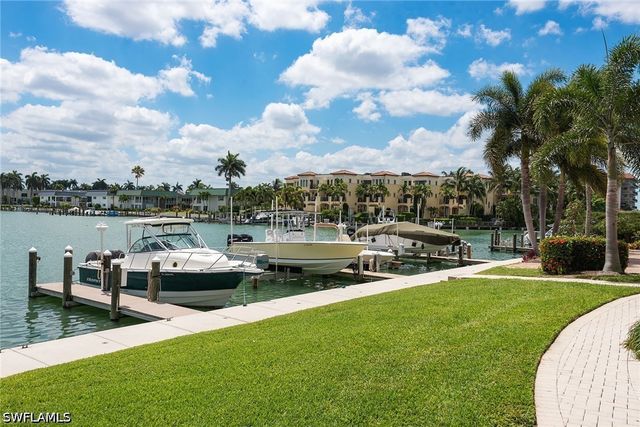 3000 Gulf Shore BLVD N 101, Naples, FL 34103