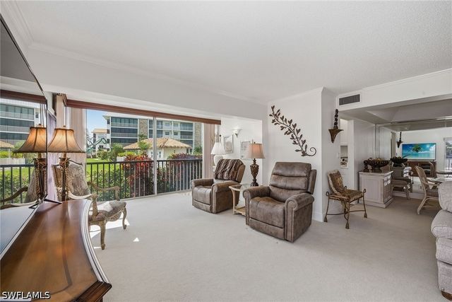 3000 Gulf Shore BLVD N 101, Naples, FL 34103