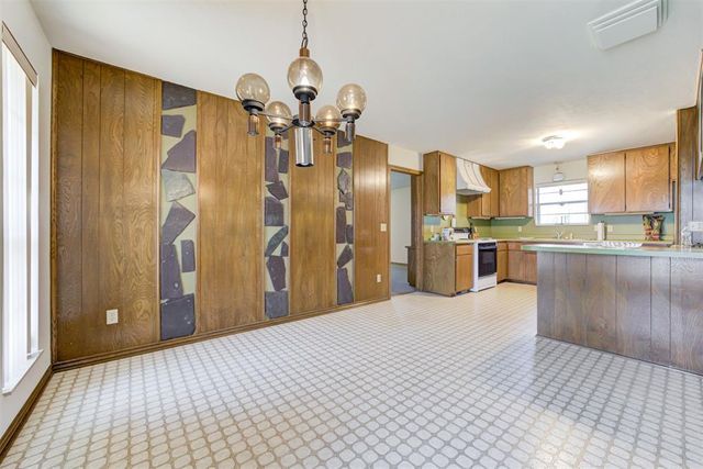 101284 S 3350 Road, Mcloud, OK 74851