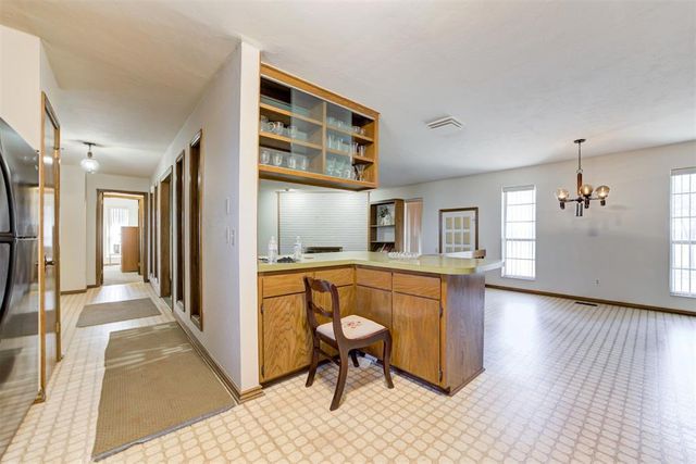 101284 S 3350 Road, Mcloud, OK 74851