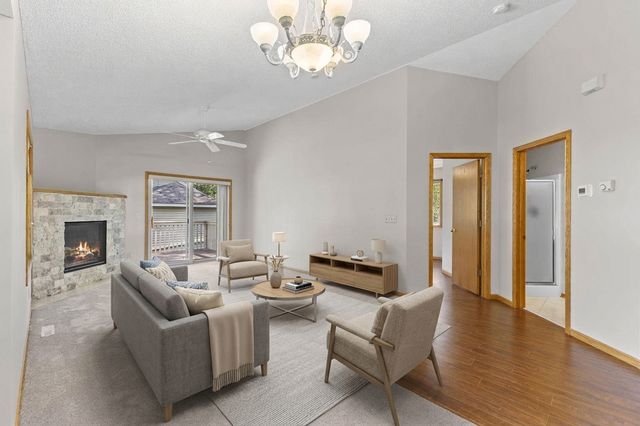 648 85th Avenue NW, Coon Rapids, MN 55433