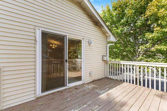 648 85th Avenue NW, Coon Rapids, MN 55433