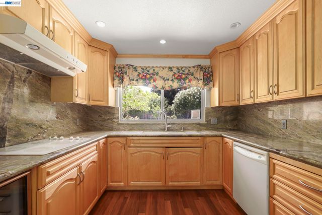 2112 Red Oak Place, Danville, CA 94506