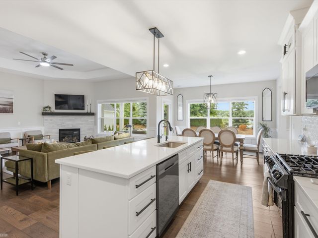 19415 Rachael Drive, Macomb Twp, MI 48042