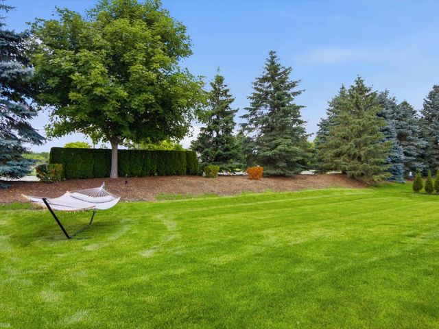 19415 Rachael Drive, Macomb Twp, MI 48042