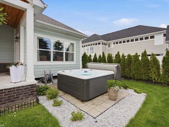 19415 Rachael Drive, Macomb Twp, MI 48042