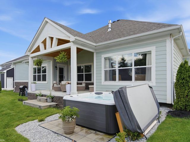 19415 Rachael Drive, Macomb Twp, MI 48042