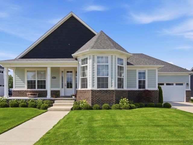 19415 Rachael Drive, Macomb Twp, MI 48042