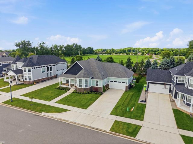 19415 Rachael Drive, Macomb Twp, MI 48042