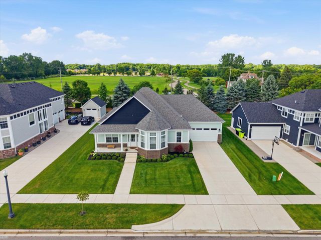19415 Rachael Drive, Macomb Twp, MI 48042