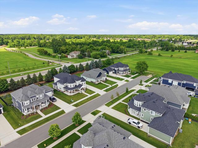 19415 Rachael Drive, Macomb Twp, MI 48042