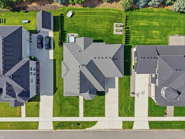 19415 Rachael Drive, Macomb Twp, MI 48042