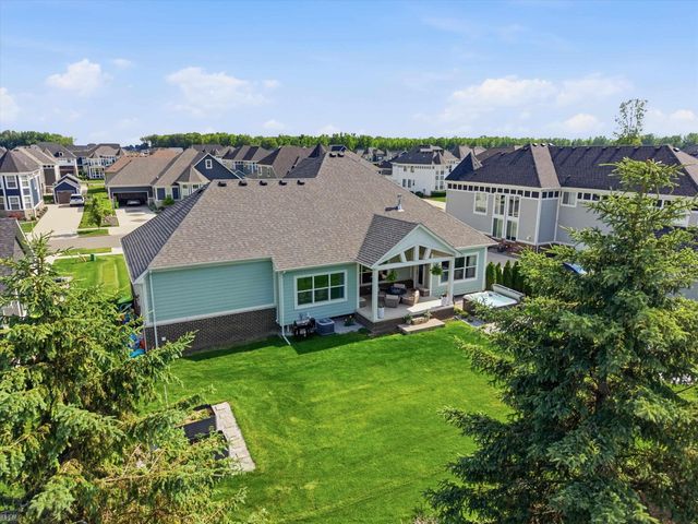19415 Rachael Drive, Macomb Twp, MI 48042