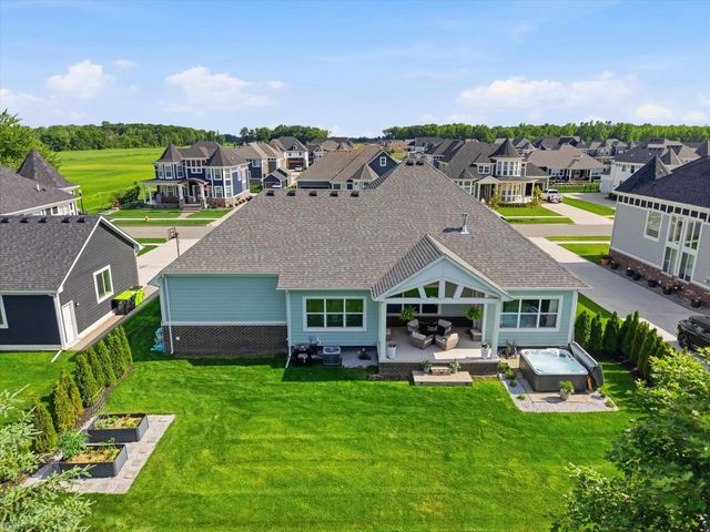 19415 Rachael Drive, Macomb Twp, MI 48042