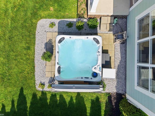 19415 Rachael Drive, Macomb Twp, MI 48042