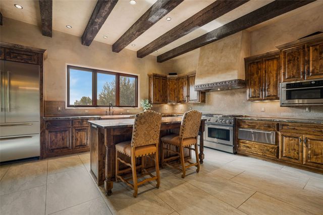 24 Calle Ventoso W, Santa Fe, NM 87506