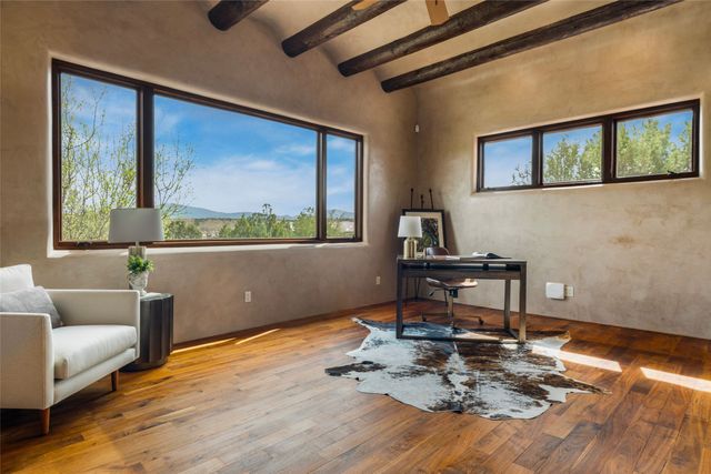 24 Calle Ventoso W, Santa Fe, NM 87506