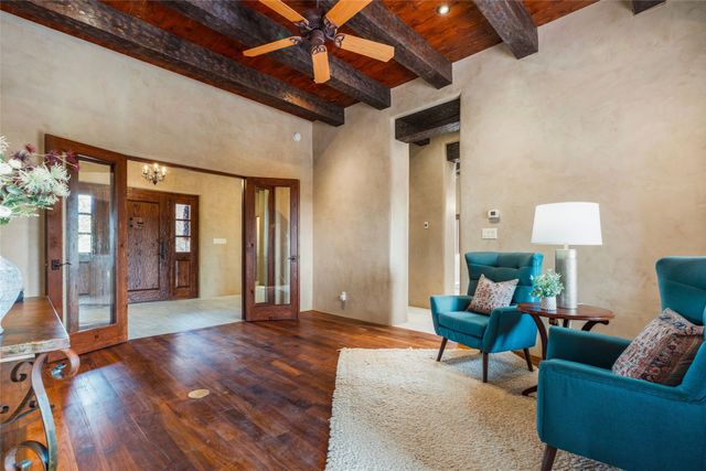 24 Calle Ventoso W, Santa Fe, NM 87506