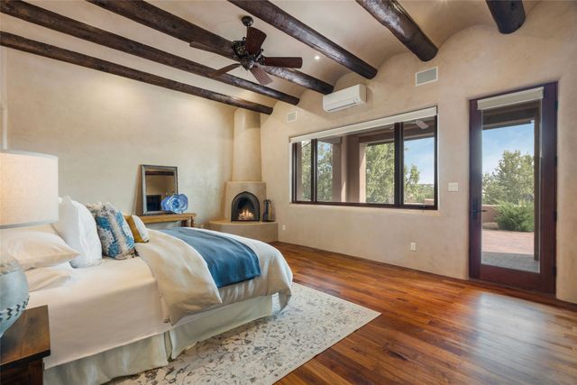 24 Calle Ventoso W, Santa Fe, NM 87506