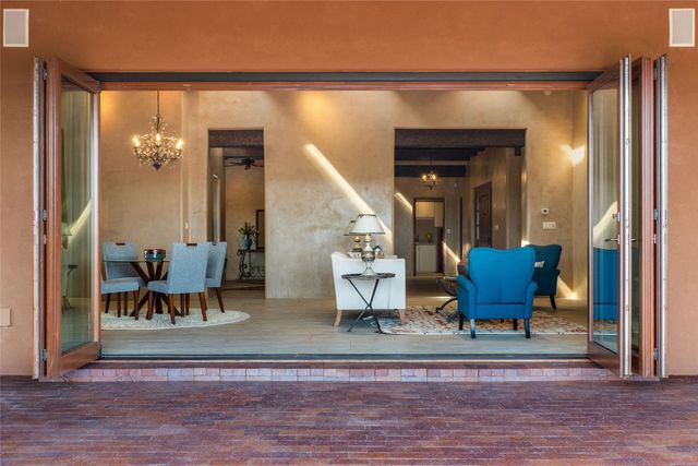 24 Calle Ventoso W, Santa Fe, NM 87506