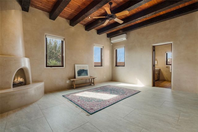 24 Calle Ventoso W, Santa Fe, NM 87506