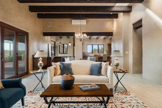 24 Calle Ventoso W, Santa Fe, NM 87506