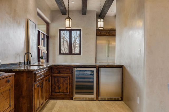 24 Calle Ventoso W, Santa Fe, NM 87506