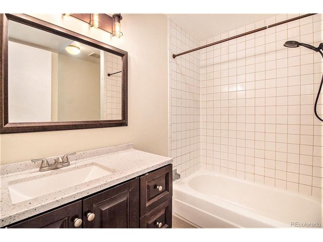 5300 E Cherry Creek South Dr 123, Denver, CO 80246