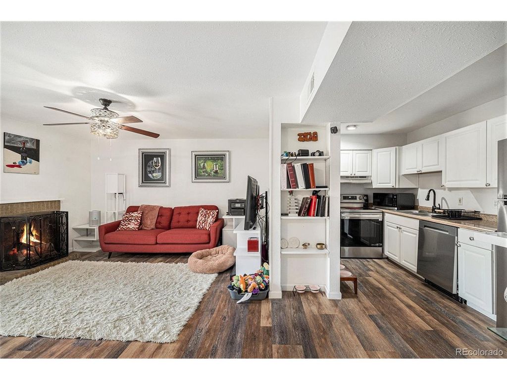 5300 E Cherry Creek South Dr 123, Denver, CO 80246