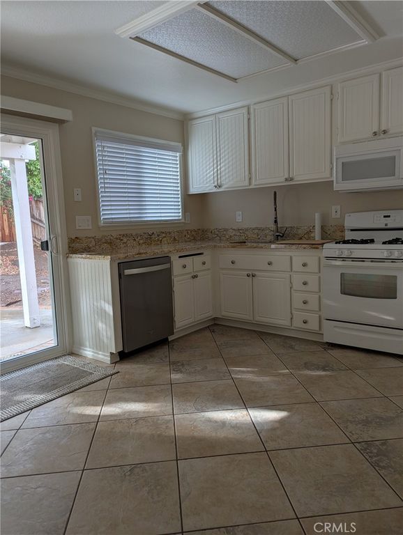 8615 Barton, Riverside, CA 92508 — photo 5