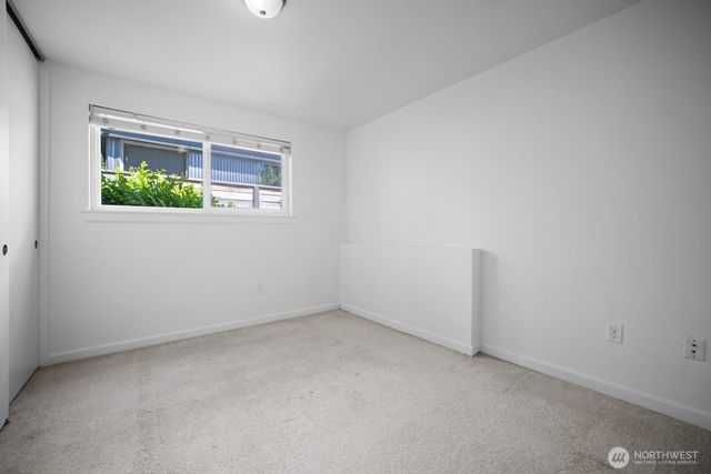 2366 E Yale Avenue E, Seattle, WA 98102