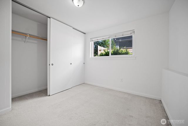 2366 E Yale Avenue E, Seattle, WA 98102