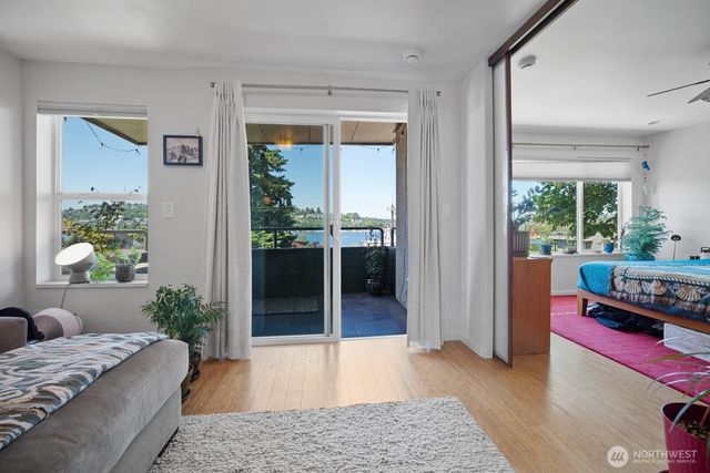 2366 E Yale Avenue E, Seattle, WA 98102