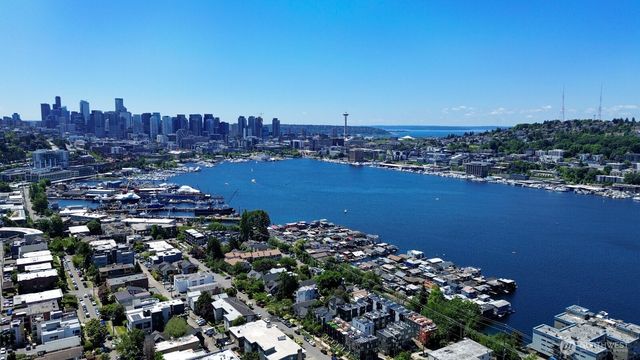 2366 E Yale Avenue E, Seattle, WA 98102