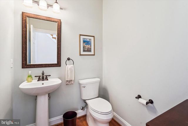 9012 AVIS COURT, Vienna, VA 22182
