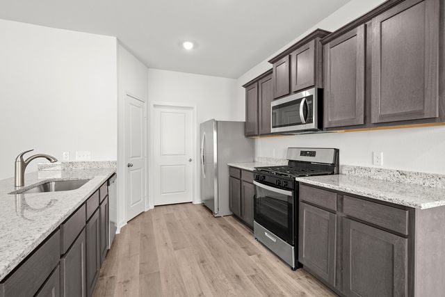 9652 Stranton Drive, Fort Worth, TX 76140