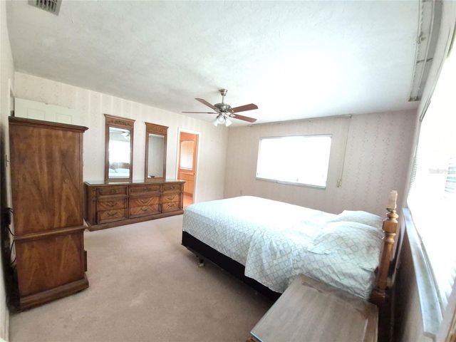 25632 SW 19TH AVENUE, Newberry, FL 32669