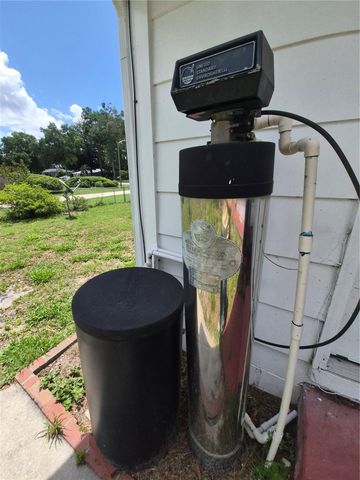 25632 SW 19TH AVENUE, Newberry, FL 32669