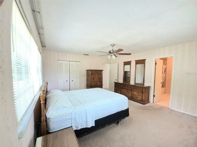 25632 SW 19TH AVENUE, Newberry, FL 32669
