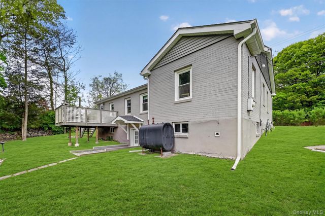 2596 Us Highway 9W, Cornwall, NY 12518