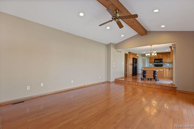 37701 Fleetwood Drive, Farmington Hills, MI 48331
