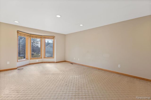 37701 Fleetwood Drive, Farmington Hills, MI 48331