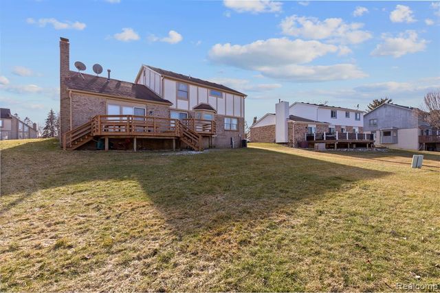 37701 Fleetwood Drive, Farmington Hills, MI 48331